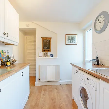 Ammonite House Holiday home *