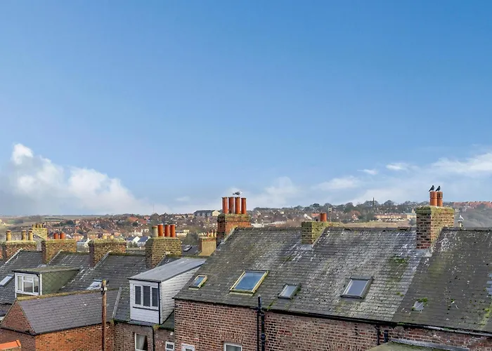 Ammonite House بيت للعطل ويتبي